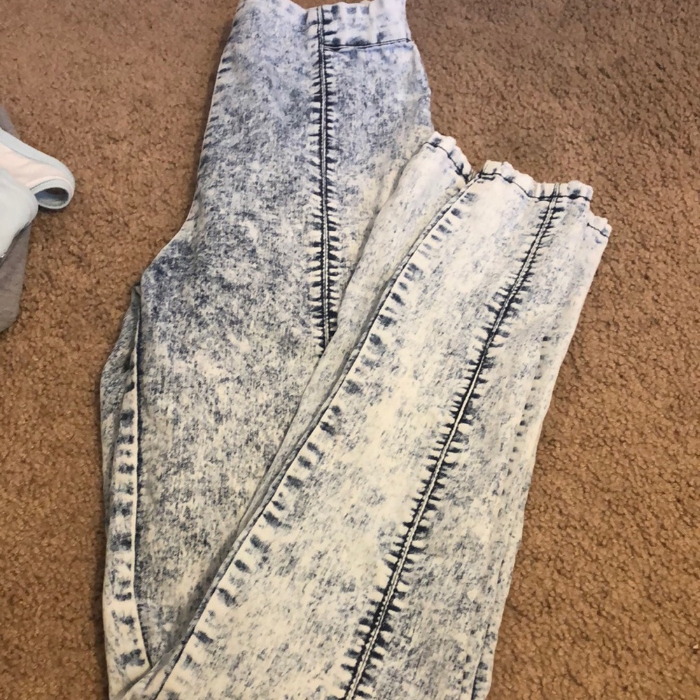 Joggers - Picture 3 of 3